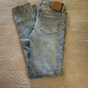 American Eagle Outfitters Blue Skinny Jeans with Vintage Distressing